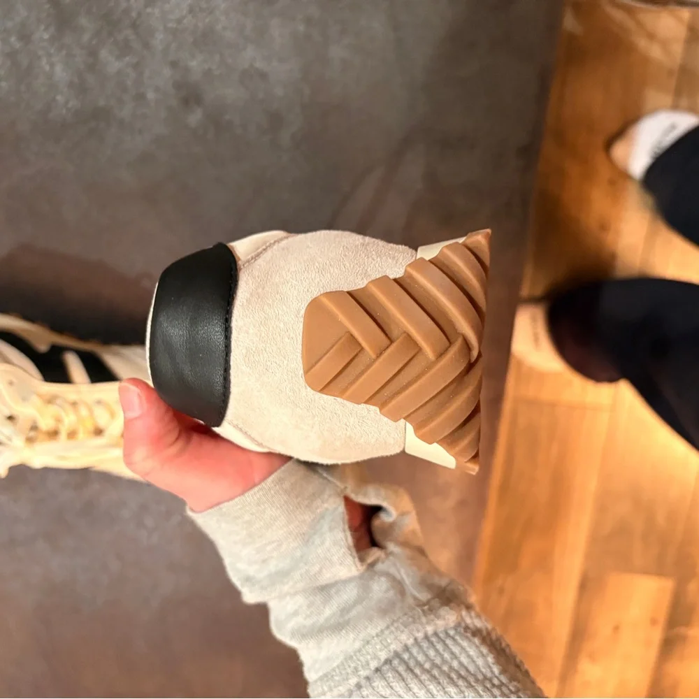 Women's Cream and Black Sneakers - Picture 4 of 5